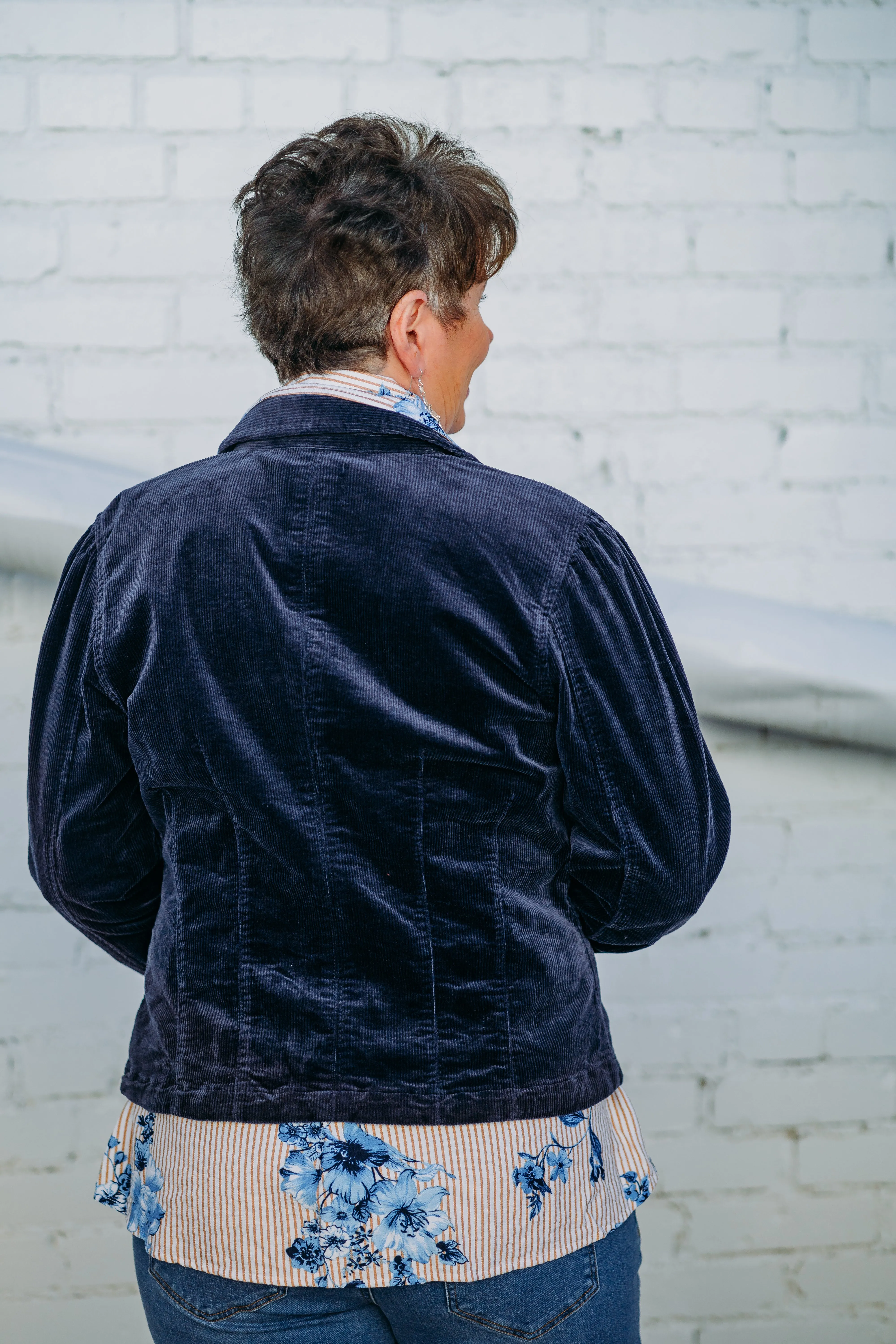 Kut: Kyra Corduroy Jacket With Buttons in Navy KJ56401