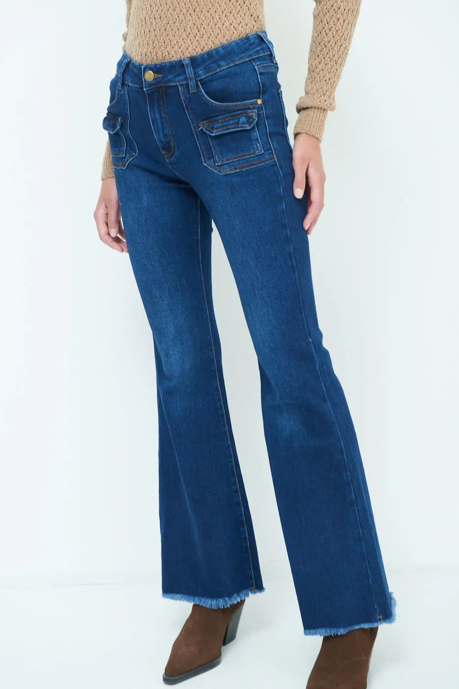 Modern flared pocket jeans wholesale
