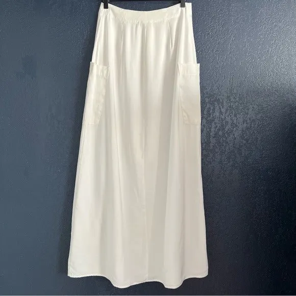 Promesa White Long Button Down Skirt