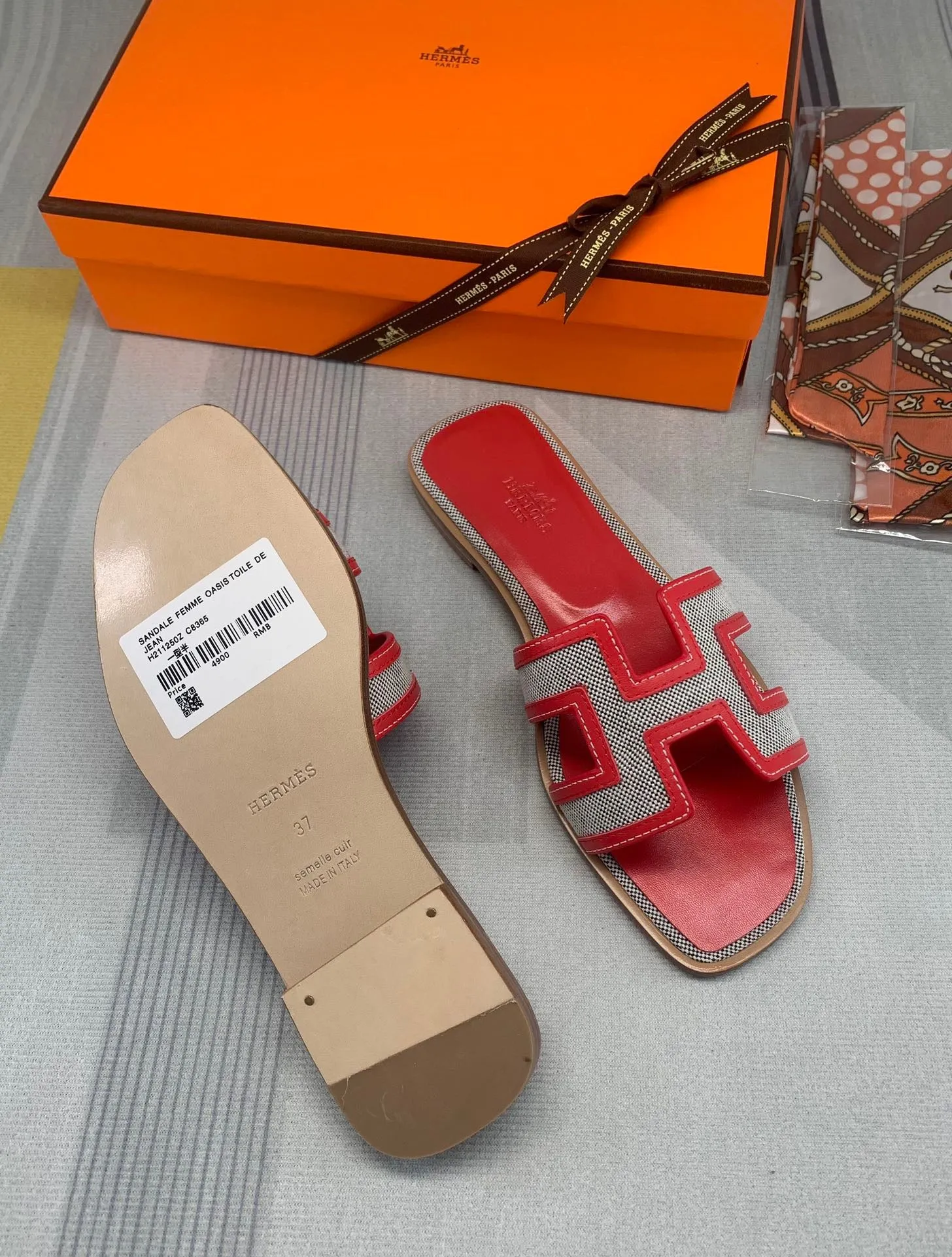 SE836 H Slippers / Size4-11