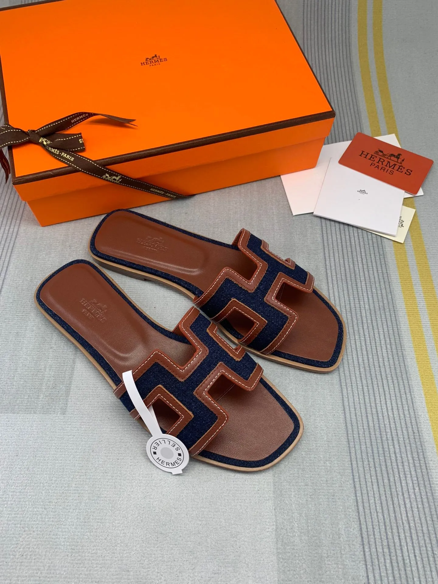 SE836 H Slippers / Size4-11